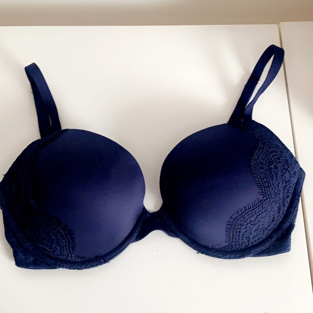 New Victoria’s Secret Bra 34D